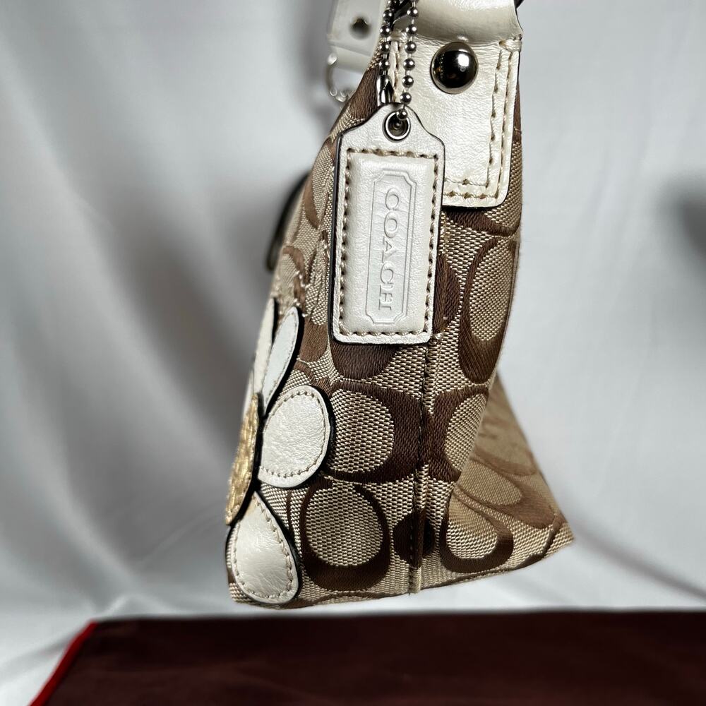 COACH Floral Daisy Bleeker Signature Monogram Y2K Vintage Shoulder Bag - Picture 10 of 10